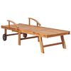 vidaXL Saulės gultai su staliuku ir čiužinukais, 2vnt., tikmedis