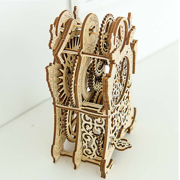 WOODEN CITY Medinio modelio rinkinys-magi&scaron;kas laikrodis