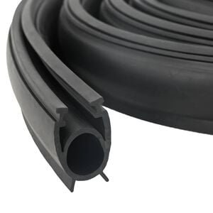 vidaXL Garažo durų sandarinimas Juoda 41 x 33 mm 5,5 m PVC