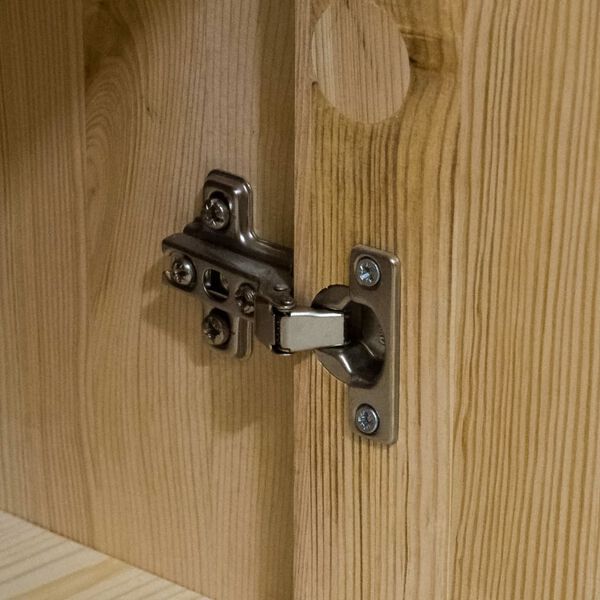 vidaXL &Scaron;oninė spintelė, 134x39x79,5cm, pu&scaron;ies medienos masyvas