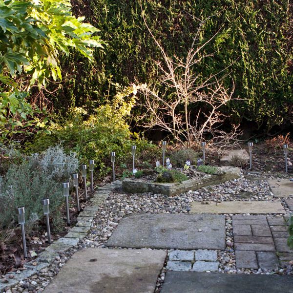 Luxform Saulės energija įkraunami &scaron;viestuvai Siena, 8vnt., sidabriniai